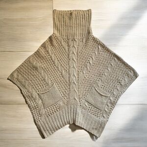 BCBGMaxAzria Beige Knit Poncho